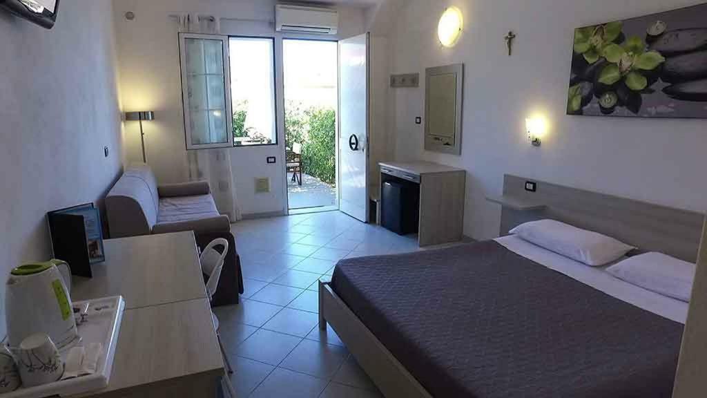 Hotel Delfino Marina Di Carrara Luaran gambar